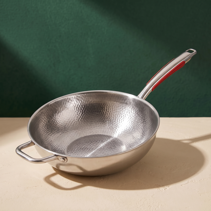 Titan Titanium Sauté Pan product details